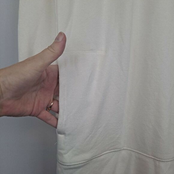 Gap Ladies hooded pullover  NWOT - Picture 4 of 11